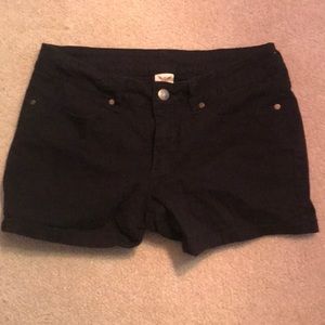 Faded Glory Shorts in a size 8
